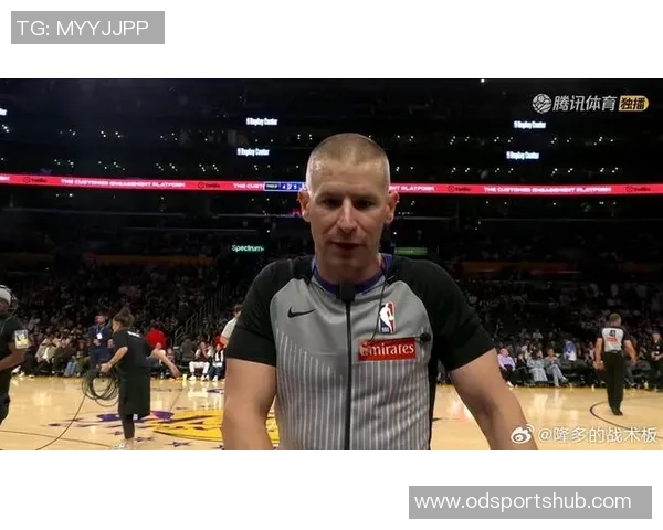 争议判罚引发热议科尔自爆勇士惜败背后的真相与反思